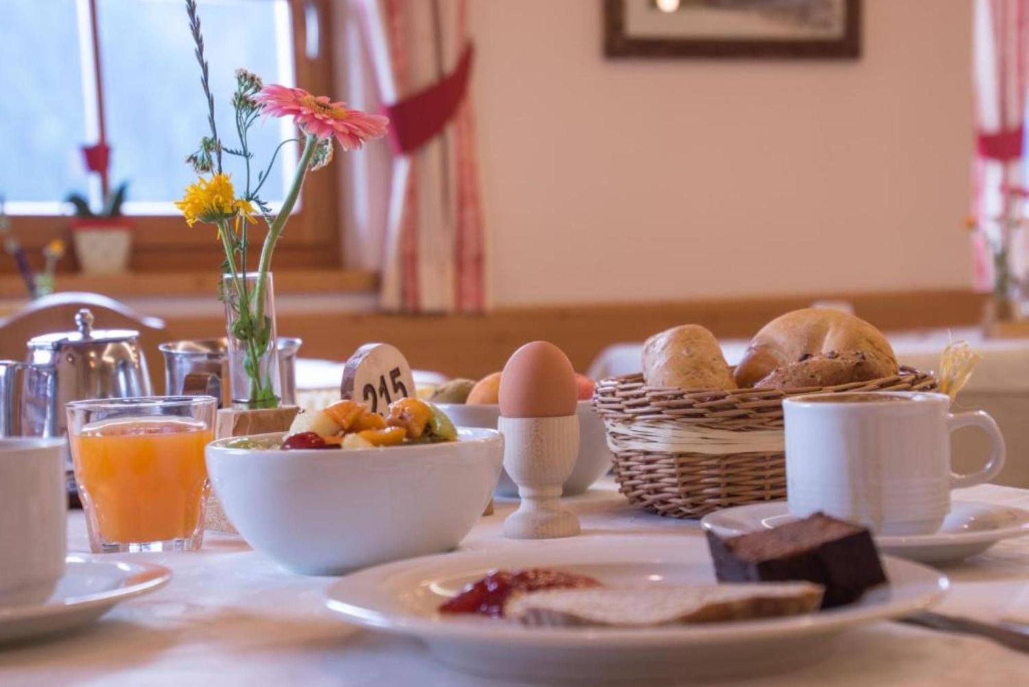Hotel Pension Odles San Martino in Badia Ngoại thất bức ảnh