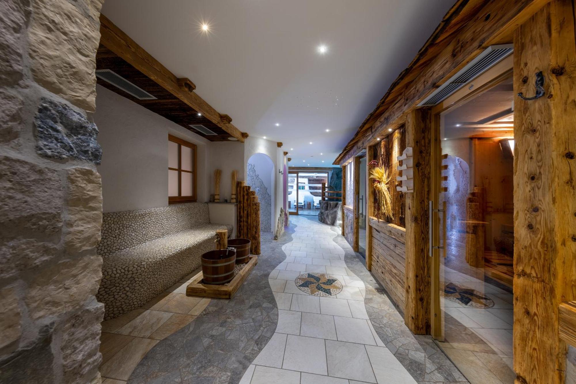 Hotel Pension Odles San Martino in Badia Ngoại thất bức ảnh