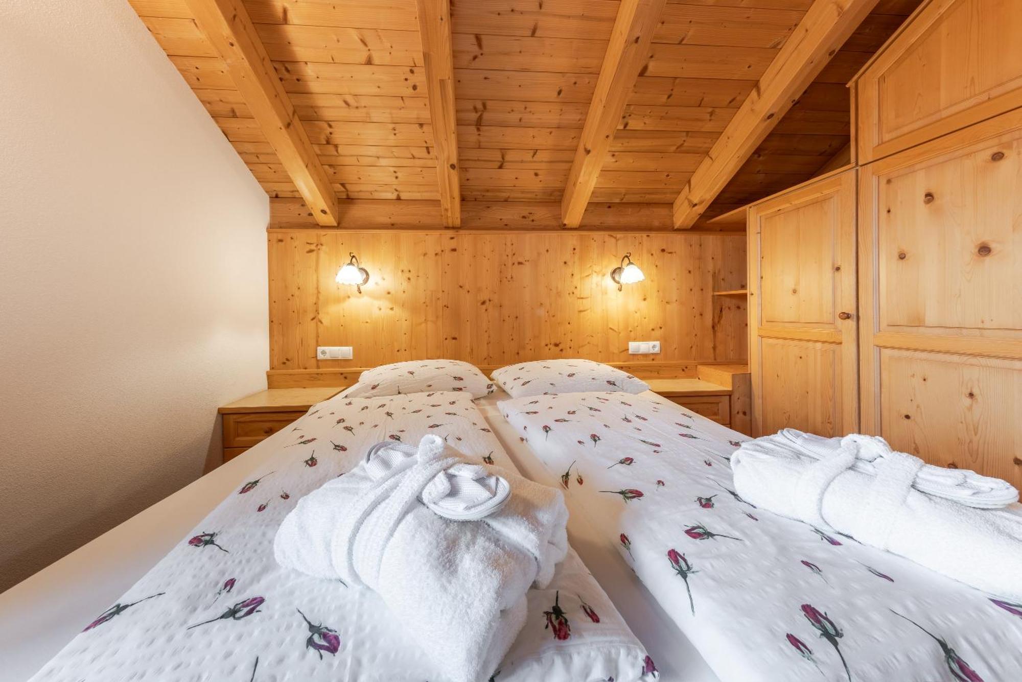 Hotel Pension Odles San Martino in Badia Ngoại thất bức ảnh
